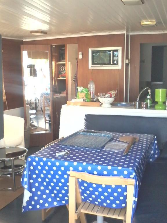 Bateau Houseboat Camille Hotel Donchery Exterior foto